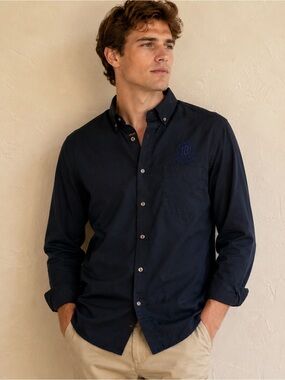 Harriton Men’s Button-Down Shirt – Size M – Like New